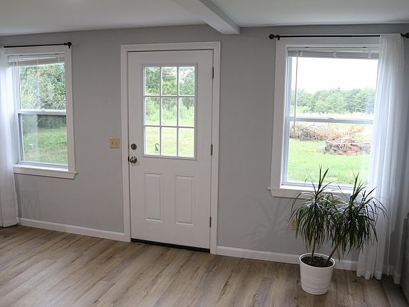 Private entry and yard for renter's use in background