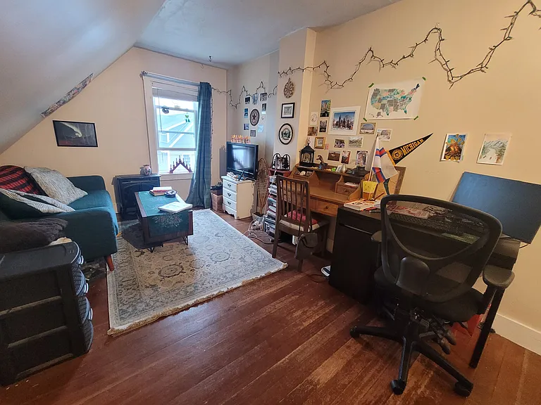 38 Jewett St — Photo 7