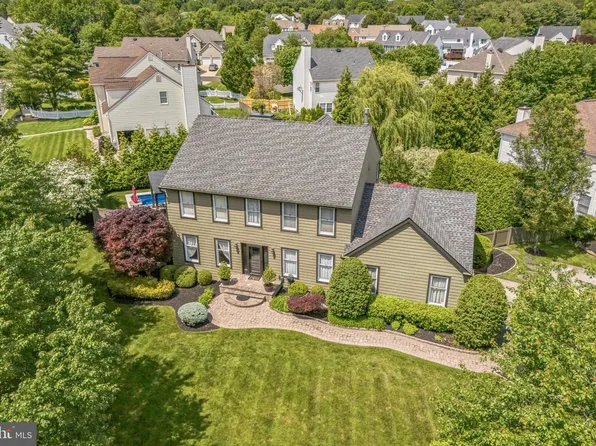 10 Garwood Ct, Medford, NJ 08055