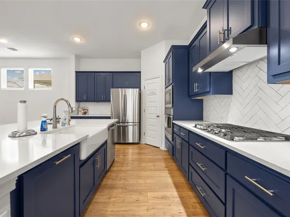152 High Plains Dr, Georgetown, TX 78628