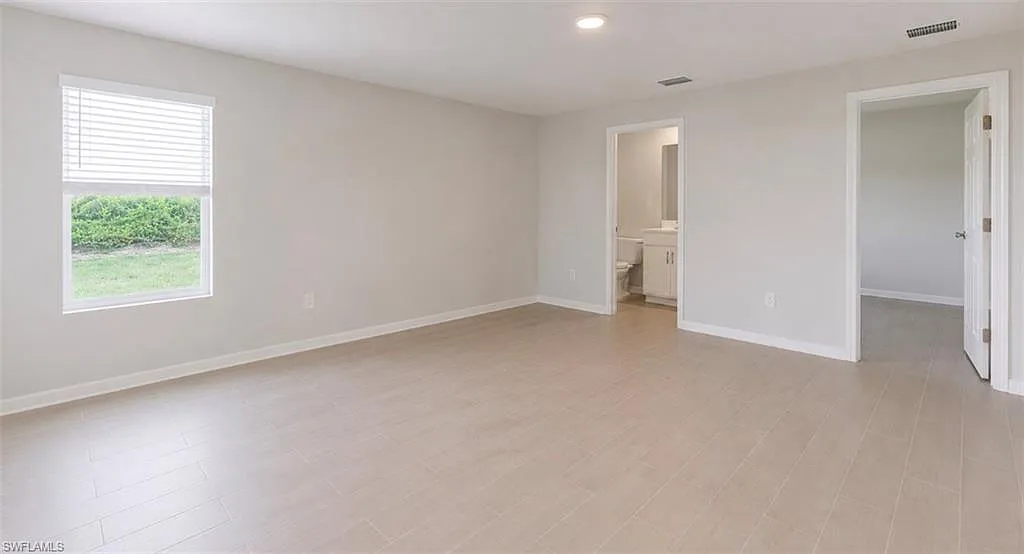 4 bed, 2.0 bath, 1499 sqft, $2,200 — Photo 4