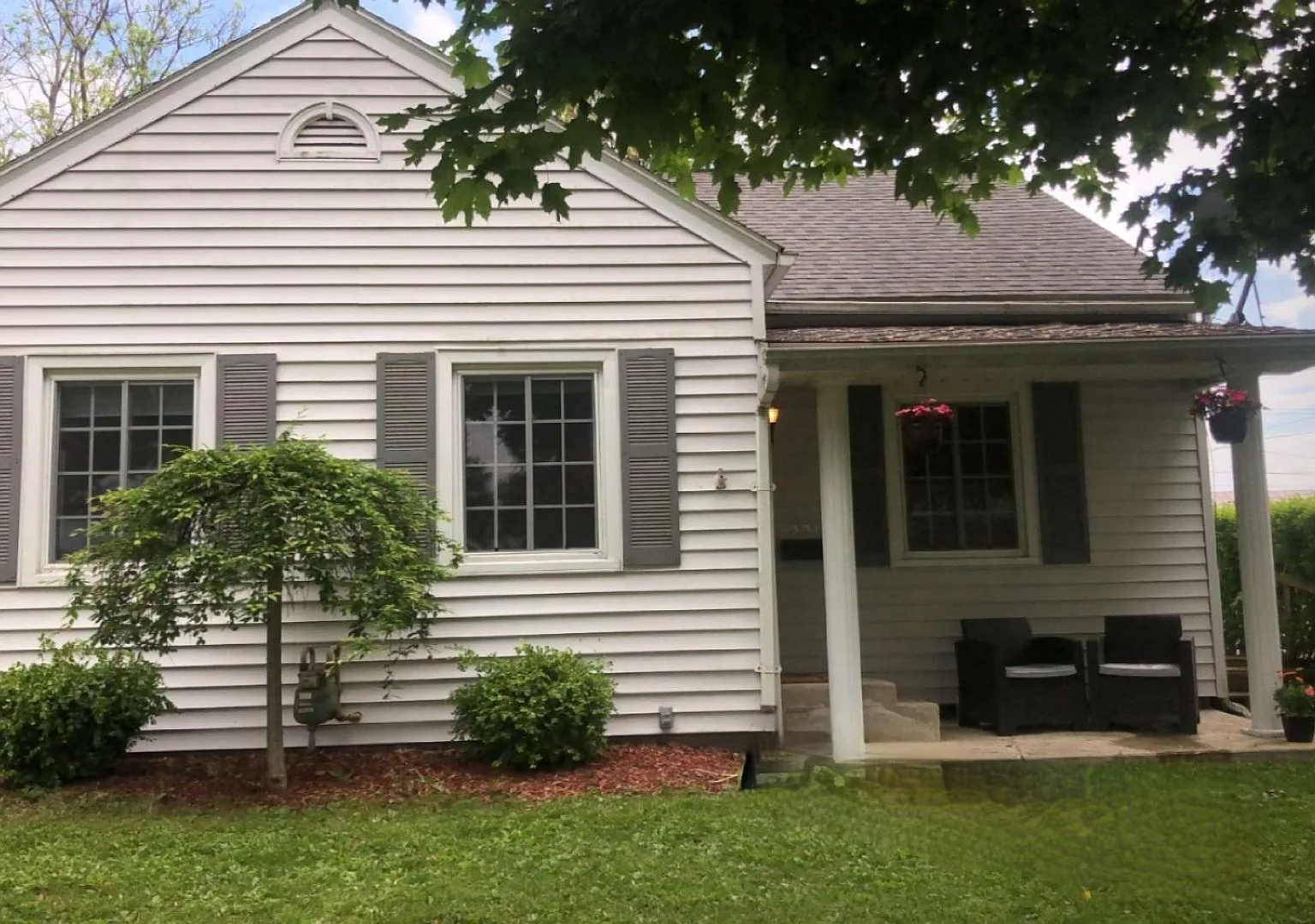 225 E Bigelow St — Photo 1