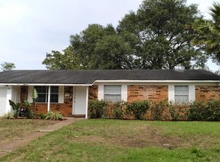 1927 Eastern Dr, Jacksonville Beach, FL 32250