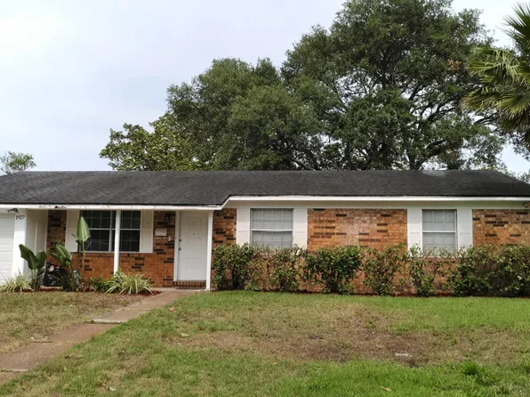 1927 Eastern Dr, Jacksonville Beach, FL 32250