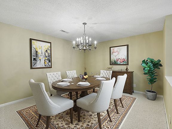 4th image of 689 Wentworth Ave APT 101