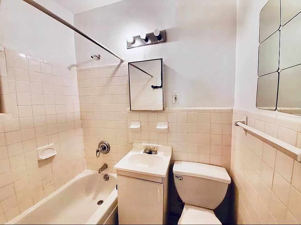 2nd image of 302 E 38th St APT 1