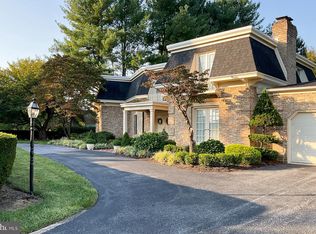 19715 Meadowbrook Rd, Hagerstown, MD 21742