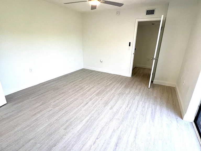5121 51st Way — Photo 10