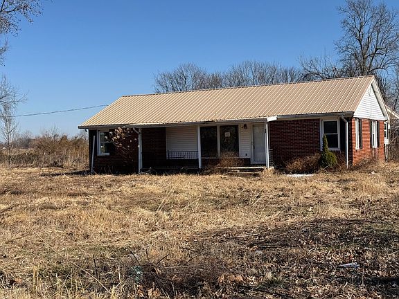 2nd image of 82 Ingleside Rd