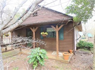 857 Red Fox Rd, Columbus, NC 28722