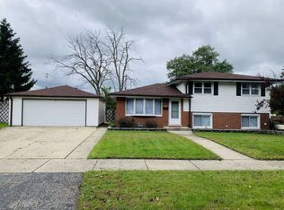 11036 Oxford Ave, Chicago Ridge, IL 60415