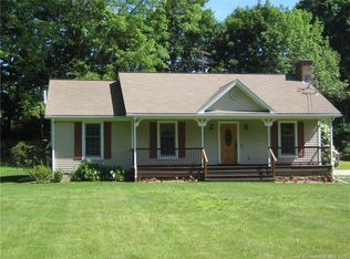 41 Fox Hill Rd, Pomfret Center, CT 06259