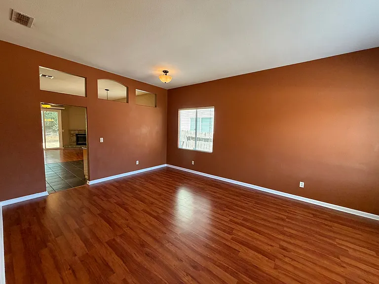 6425 Rabbit Hollow Way — Photo 2