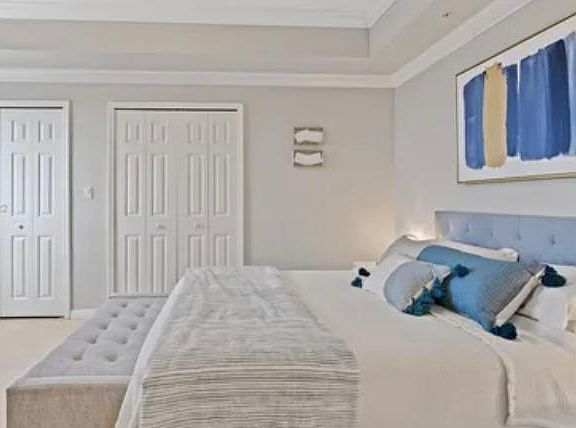 3rd image of 210 174th St APT 1011