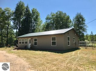 9923 200th Ave, Reed City, MI 49677