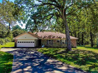 4 Acorn Trl, White Oak, TX 75693