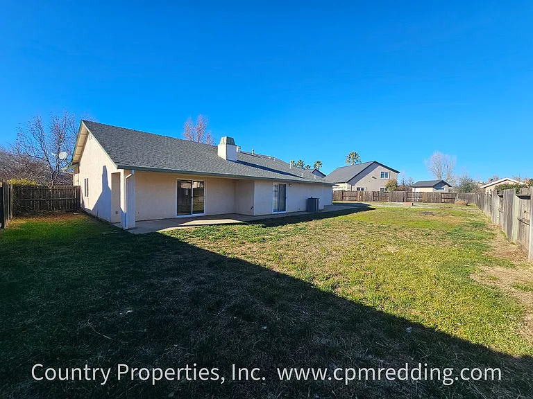 3875 Meadow Oak Way — Photo 18
