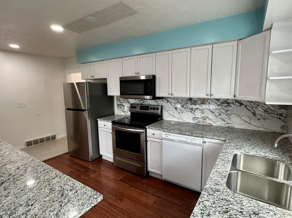 1715 E Fort Union Blvd, Salt Lake City, UT 84121