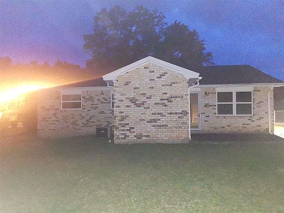 3rd image of 7805 Lenora St