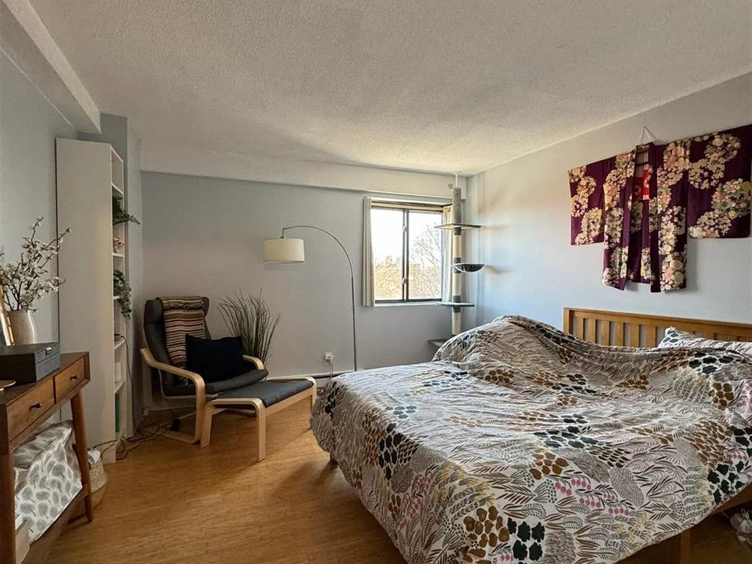 1 bed, 734 sqft, $2,450 — Photo 2