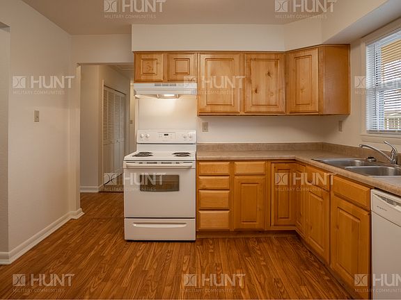 4th image of 109 Maryland Ln