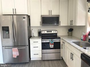2405 Franklin Dr, East Petersburg, PA 17520