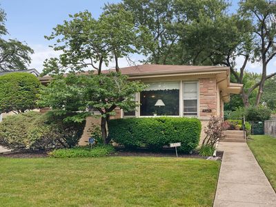 8215 Lawndale Ave, Skokie, IL, 60076