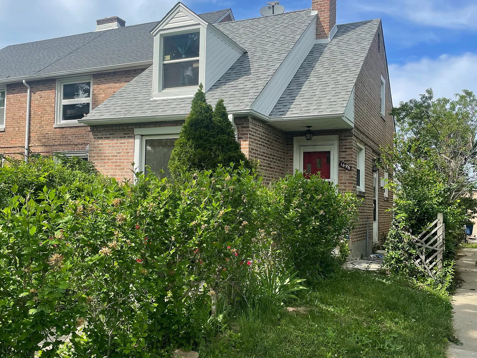 2 bed, 820 sqft, $2,050 — Photo 3