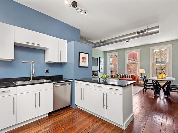 4th image of 1410 Main St Suite 3A