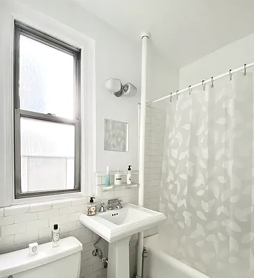 Sold by Level Group | media 15