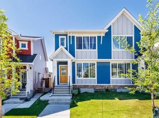 71 N Sage Hill Ln NW, Calgary, AB T3R2B3