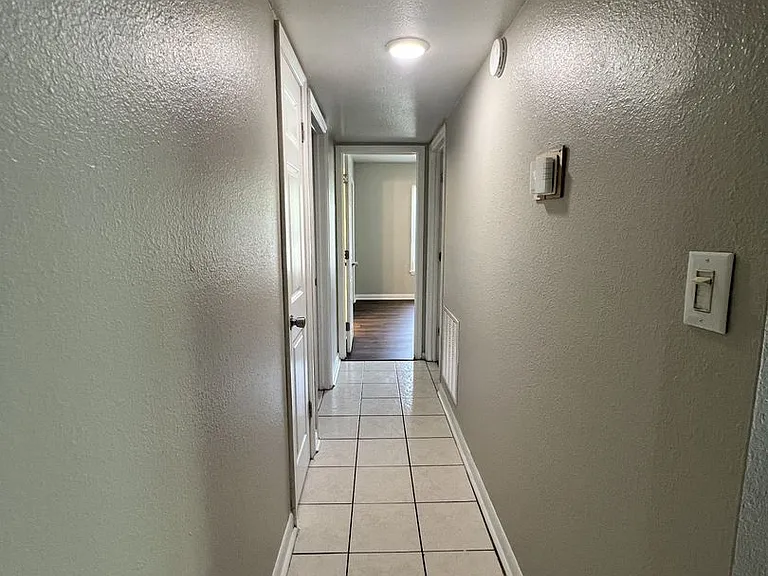 Ridge Terrace Apartments — Photo 29