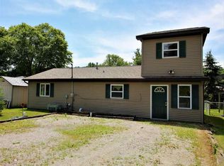7510 E 625 S, Wolcottville, IN