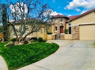 1181 Prescott Ave, Clovis, CA 93619