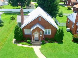 212 N 38th St, Belleville, IL 62226