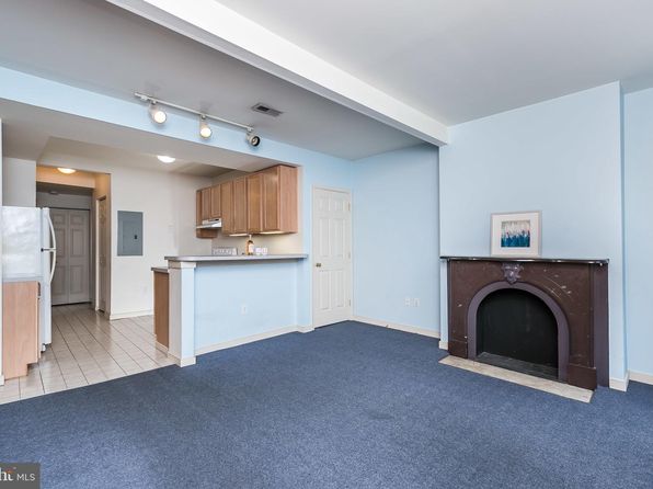 906 S Charles St APT A