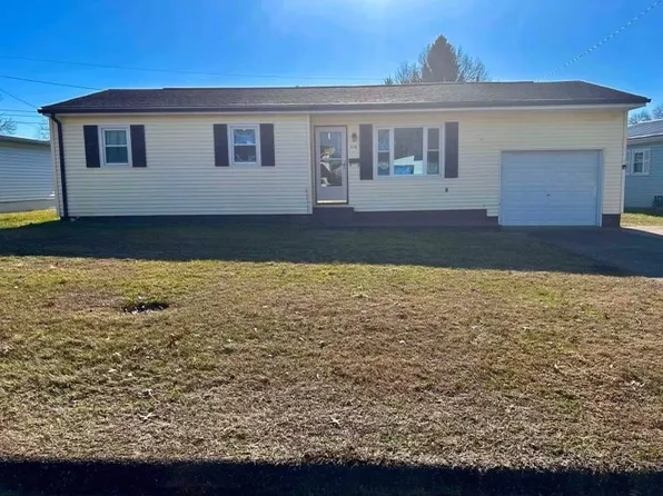 516 Douglas Ave, Ravenswood, WV 26164