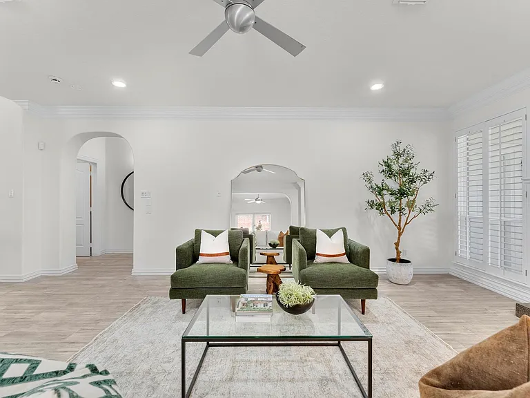 1622 Cottage Landing Ln — Photo 12