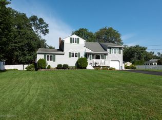 29 Kenneth Ter E, Middletown, NJ 07748