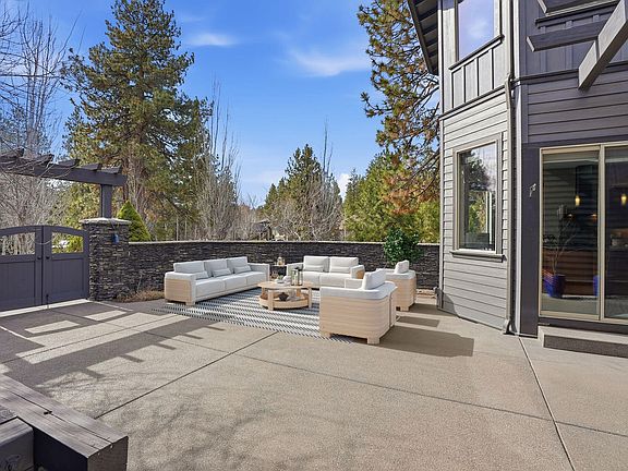 5th image of 2538 NW Hosmer Lake Dr