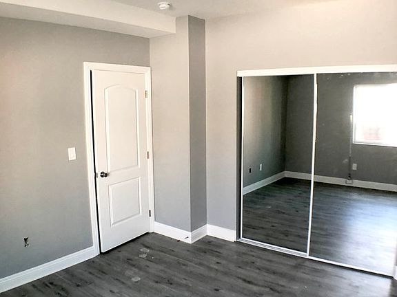 4th image of 410 Sloat St #410