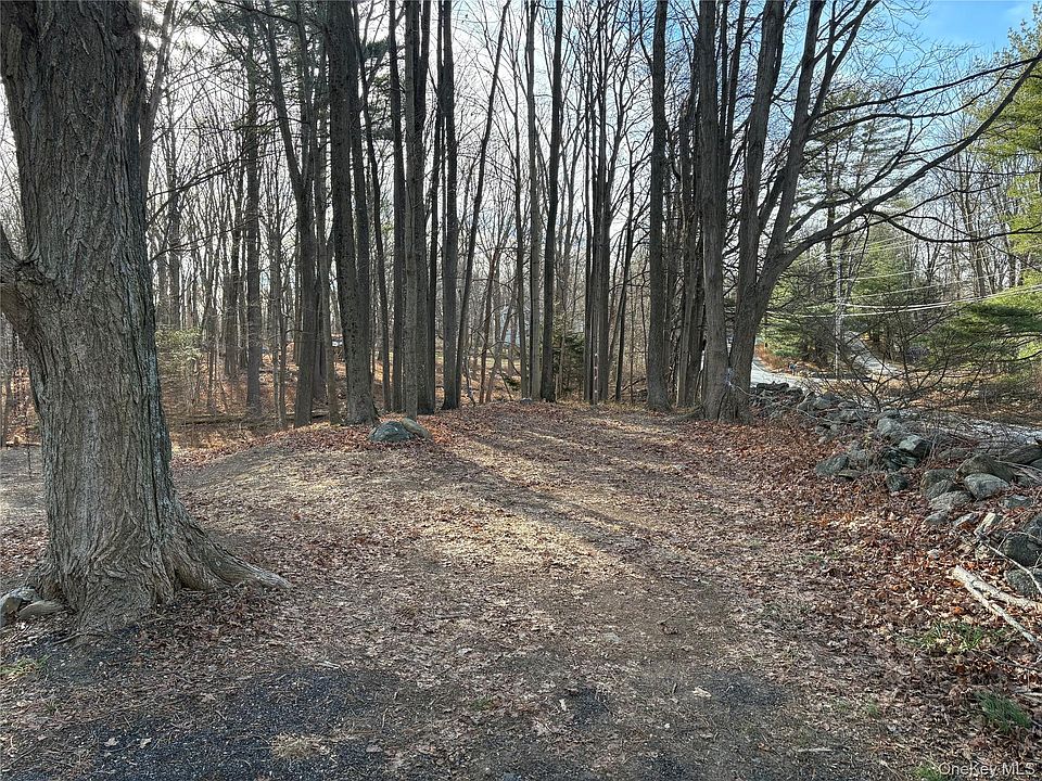 2nd image of Salem Road