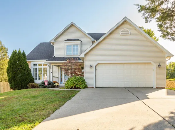 5004 N White River Dr, Bloomington, IN 47404