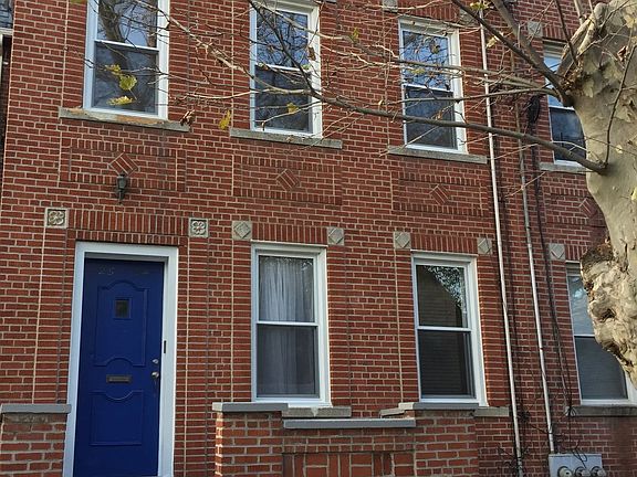 5th image of 2565 44th St