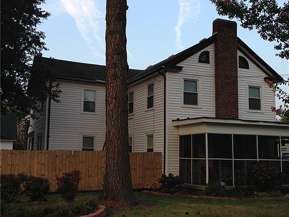 2nd image of 1629 A St
