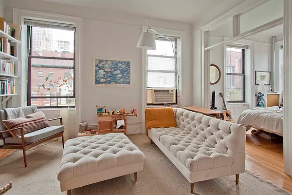 Rented by ROOM Real Estate | media 11