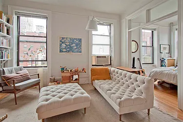 Rented by ROOM Real Estate