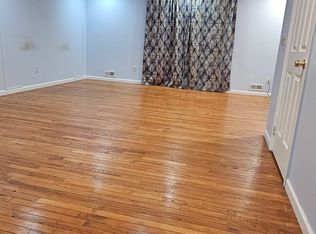 125 Dunham Ave, Edison, NJ 08817