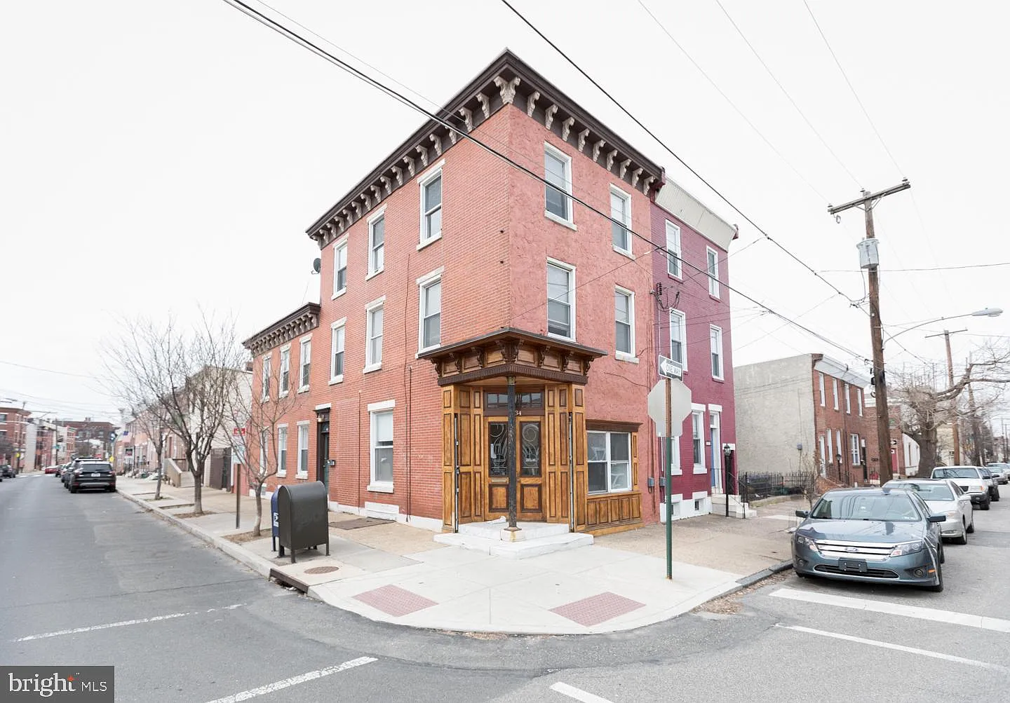 1 bed, 1.0 bath, 800 sqft, $1,250 — Photo 1