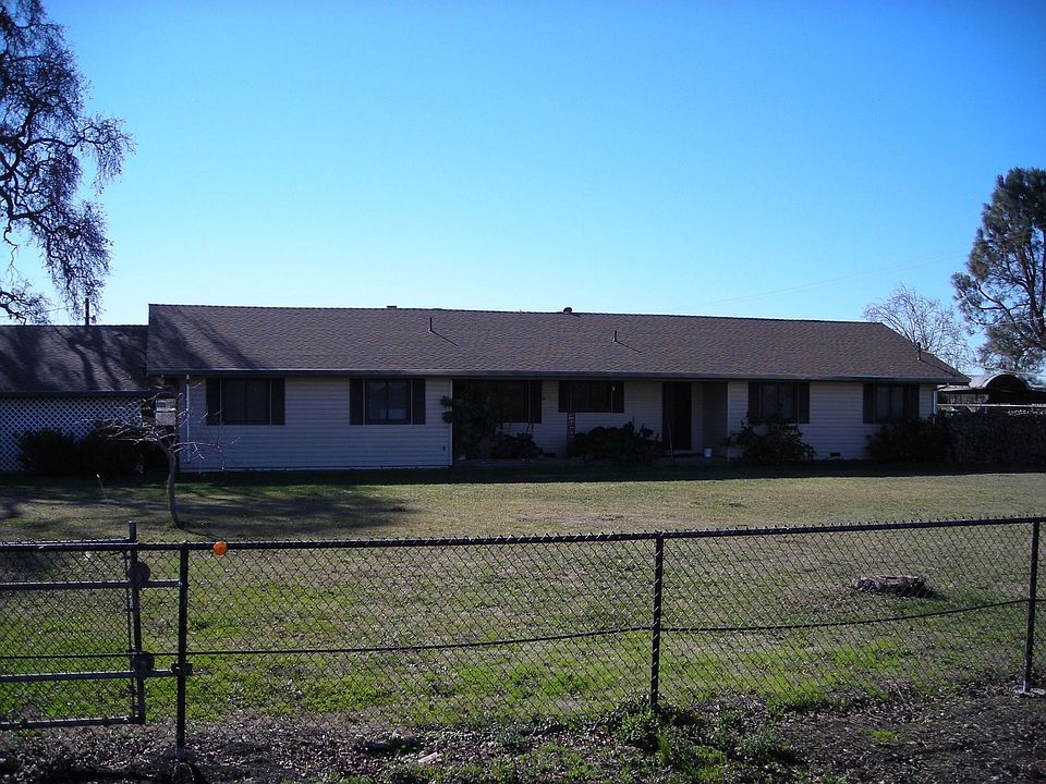2nd image of 9800 E Eight Mile Rd